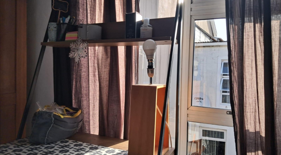 To Let 2 Bedroom Property for Rent in Woodstock Western Cape